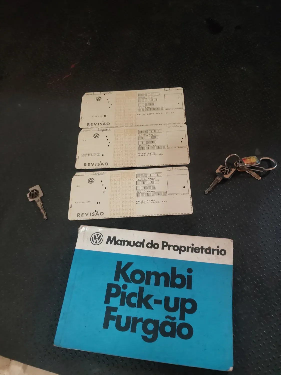 Kombi - Foto #17 do anúncio à venda de Carro clássico