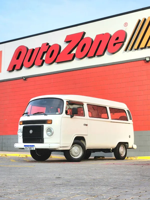 Kombi - Foto #25 do anúncio à venda de Carro clássico