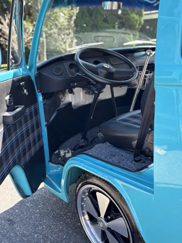 avv-volkswagen-kombi-venda-6038961-imagem-010