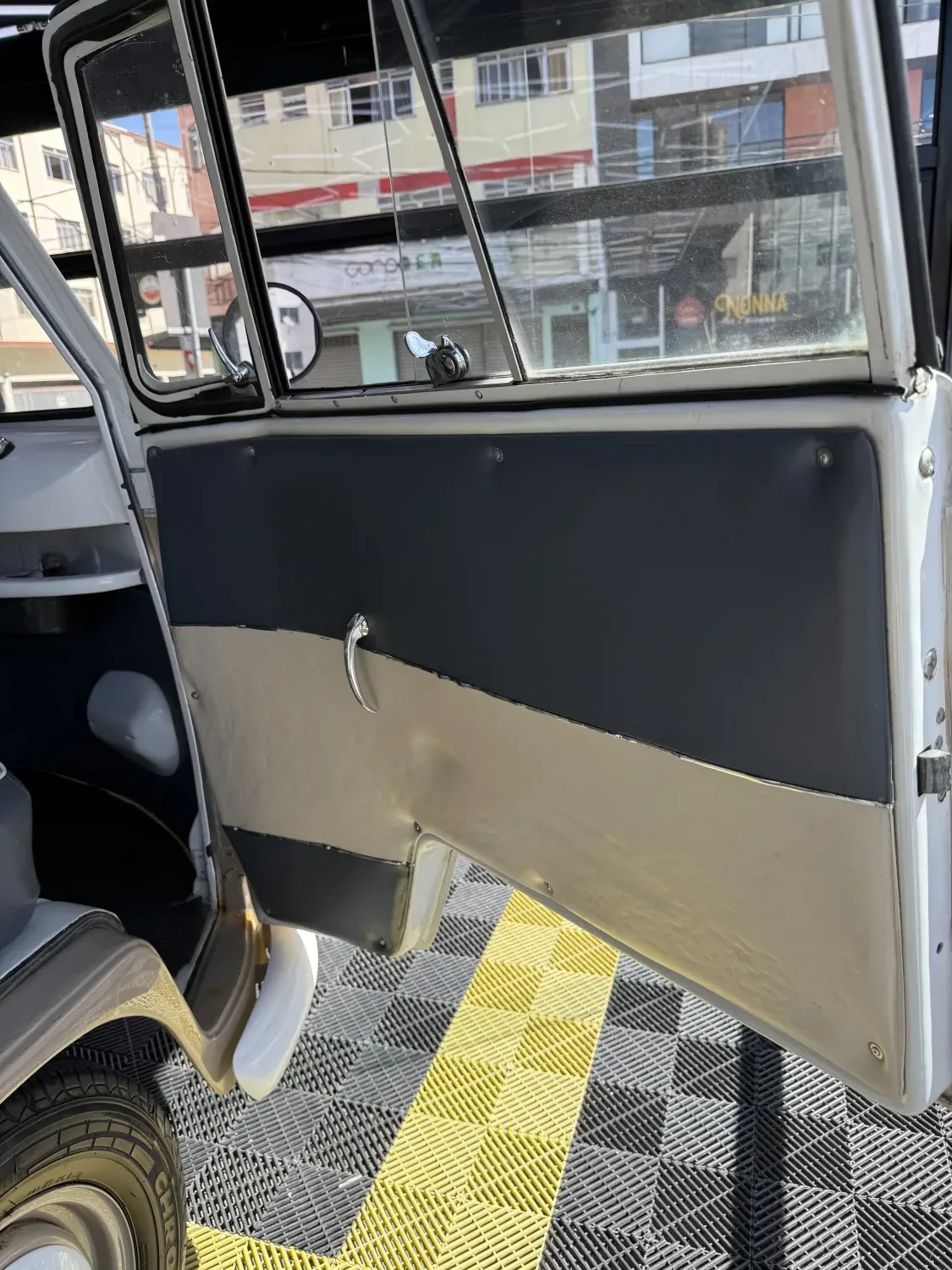 avv-volkswagen-kombi-venda-779018a-imagem-008