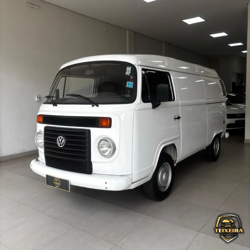 Kombi - Foto #3 do anúncio à venda de Carro clássico