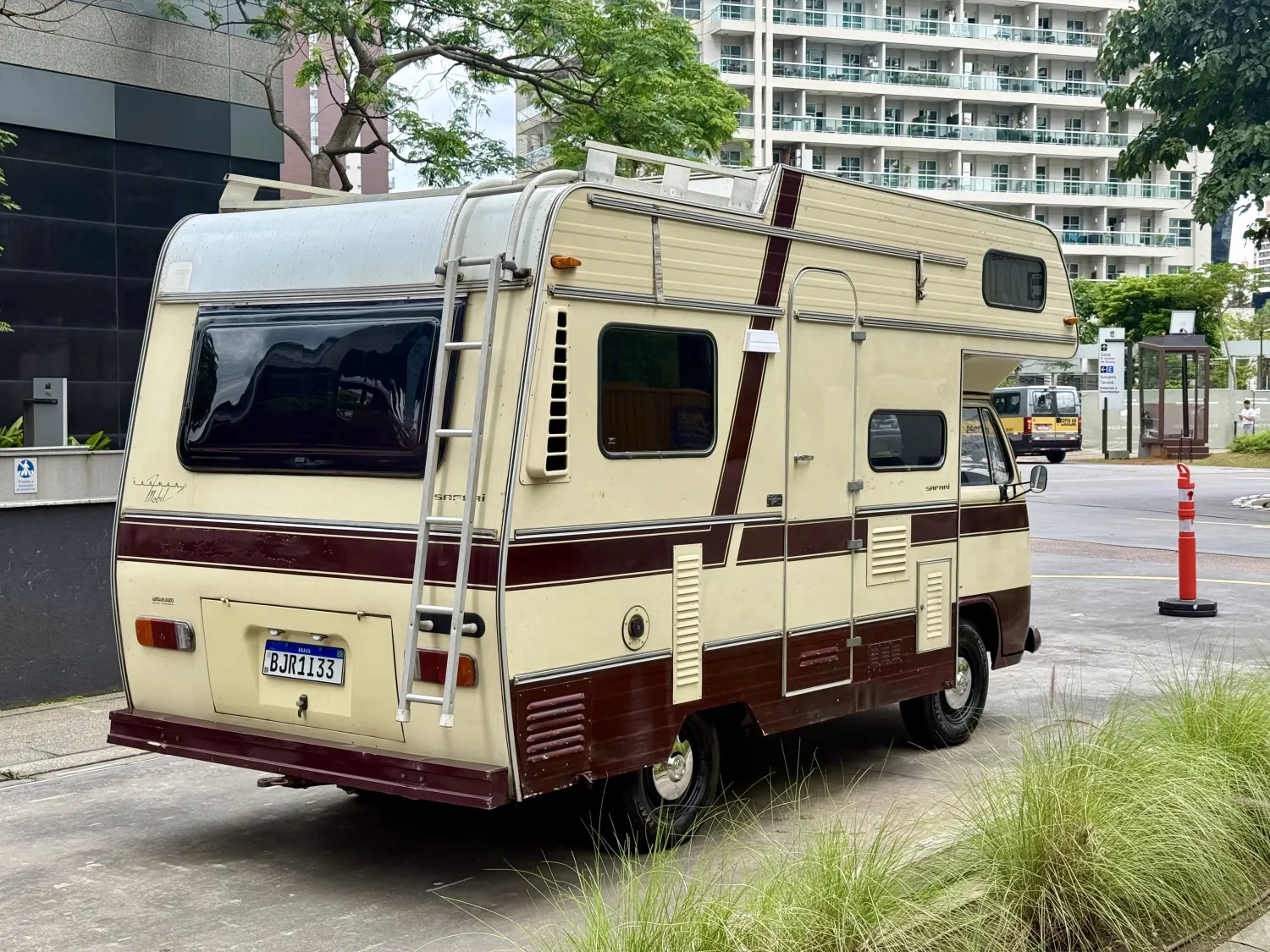 avv-volkswagen-kombi-venda-b238a7b-imagem-003