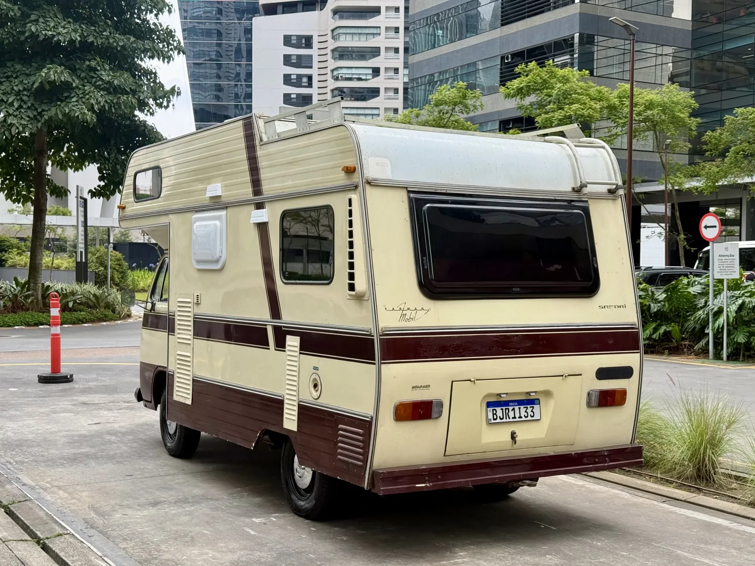 avv-volkswagen-kombi-venda-b238a7b-imagem-004