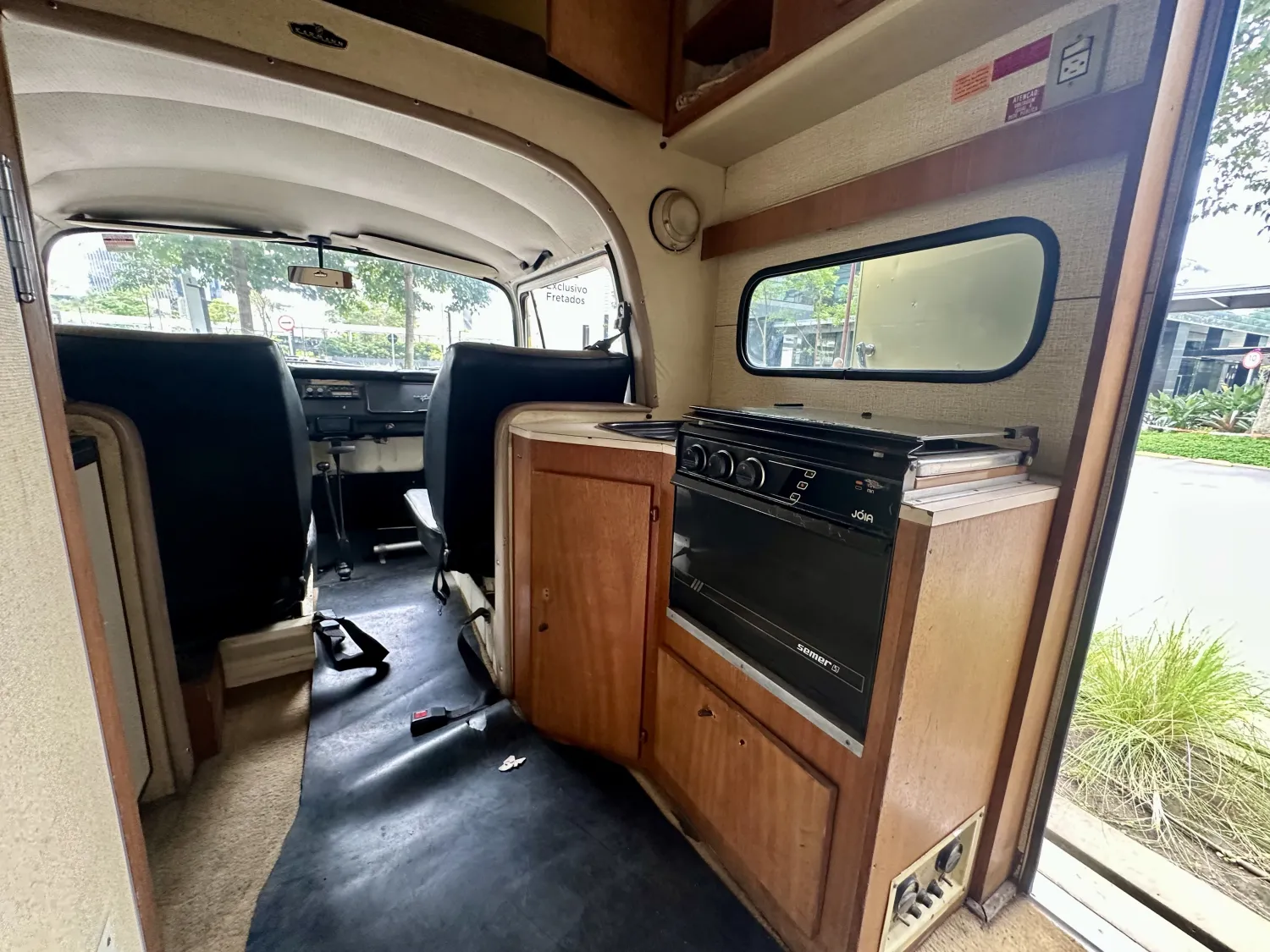 avv-volkswagen-kombi-venda-b238a7b-imagem-010