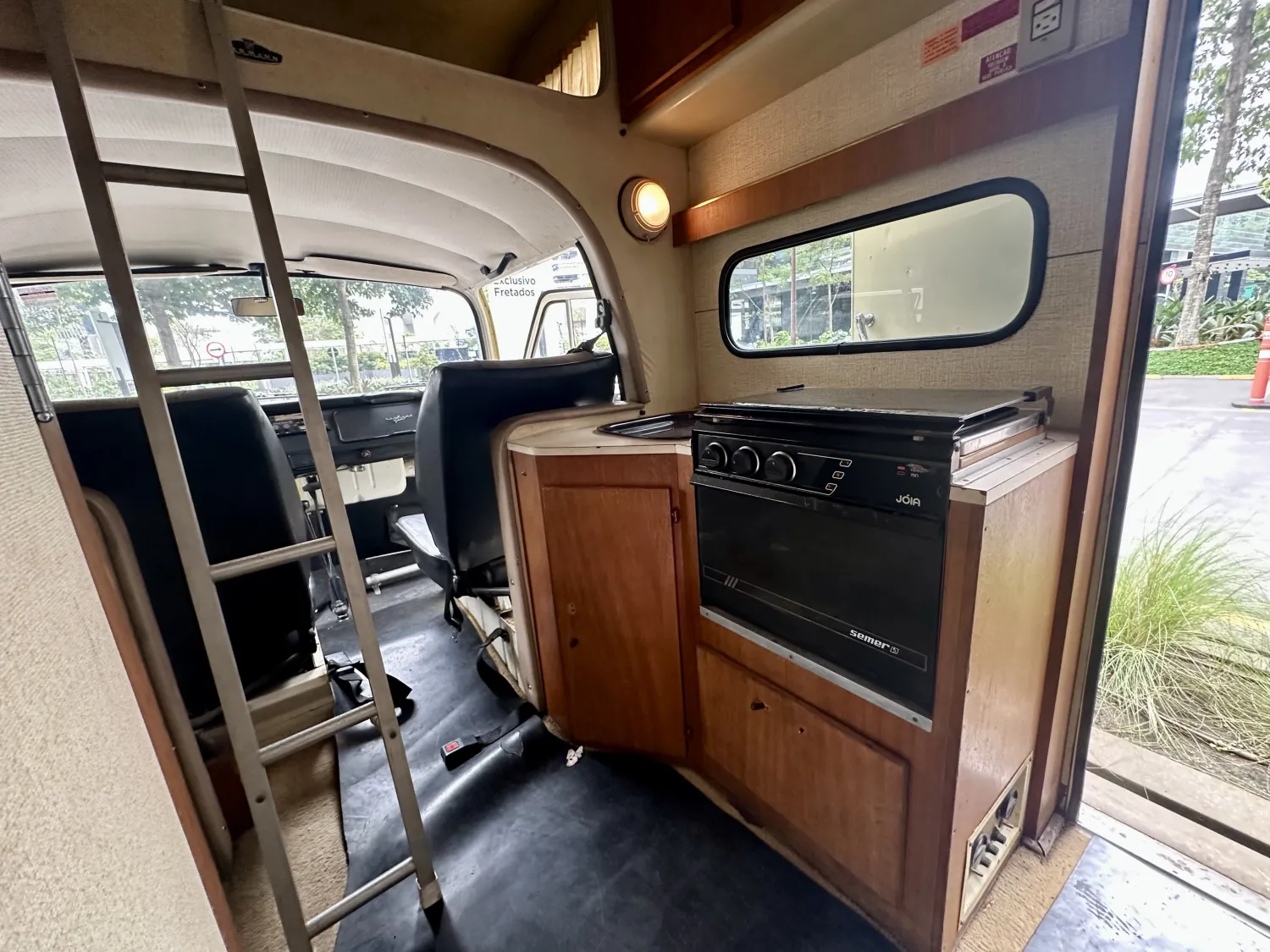avv-volkswagen-kombi-venda-b238a7b-imagem-017