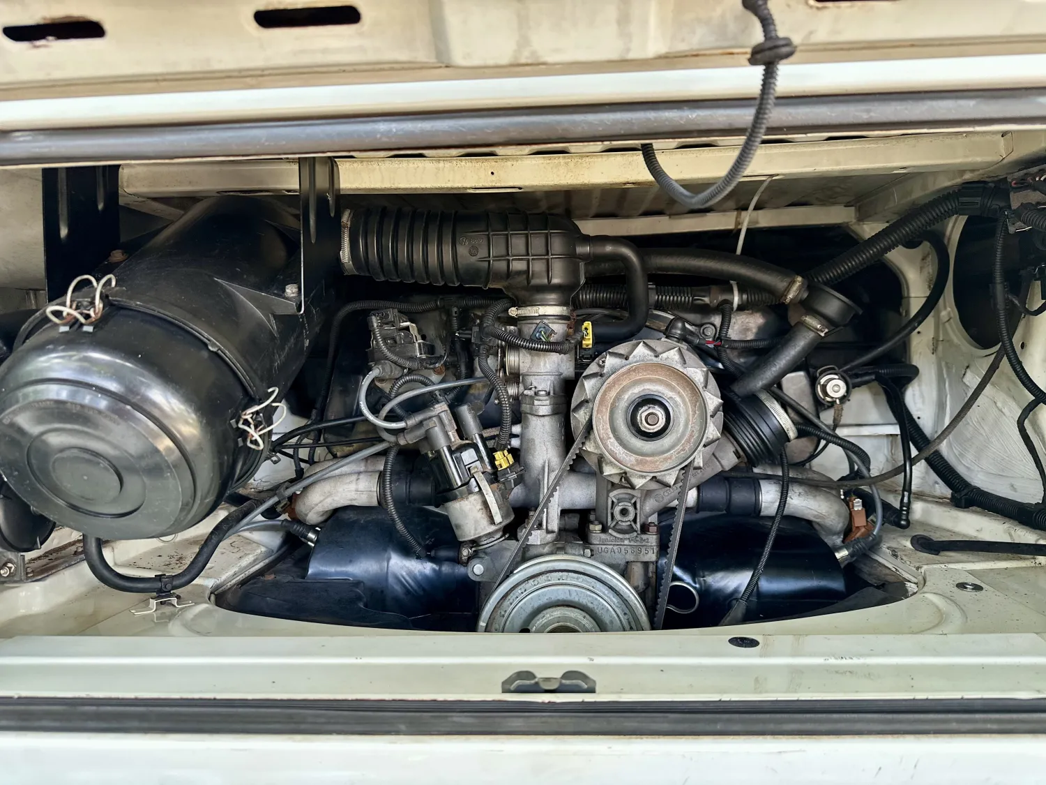 Kombi - Foto #6 do anúncio à venda de Carro clássico