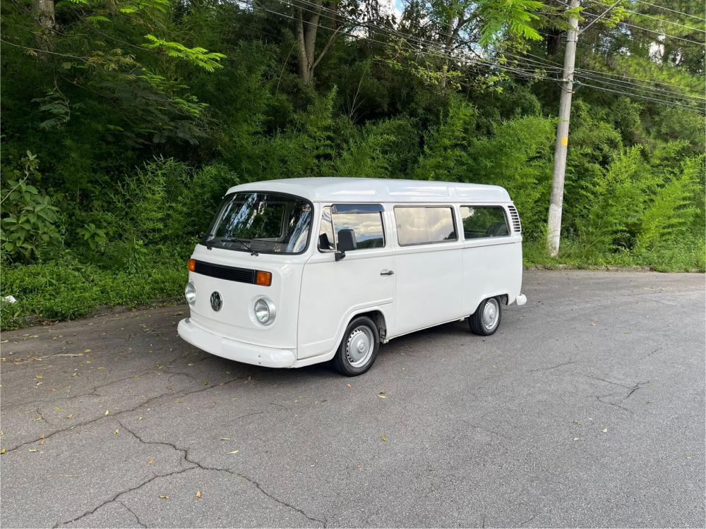 Kombi - Foto #9 do anúncio à venda de Carro clássico