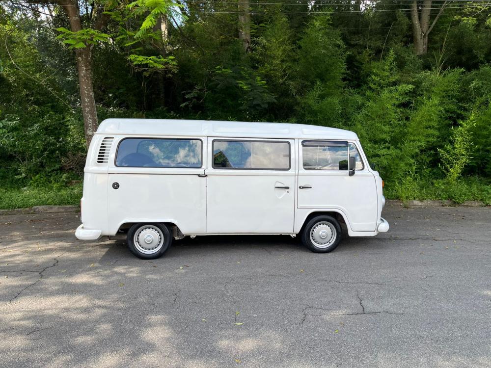 Kombi - Foto #16 do anúncio à venda de Carro clássico