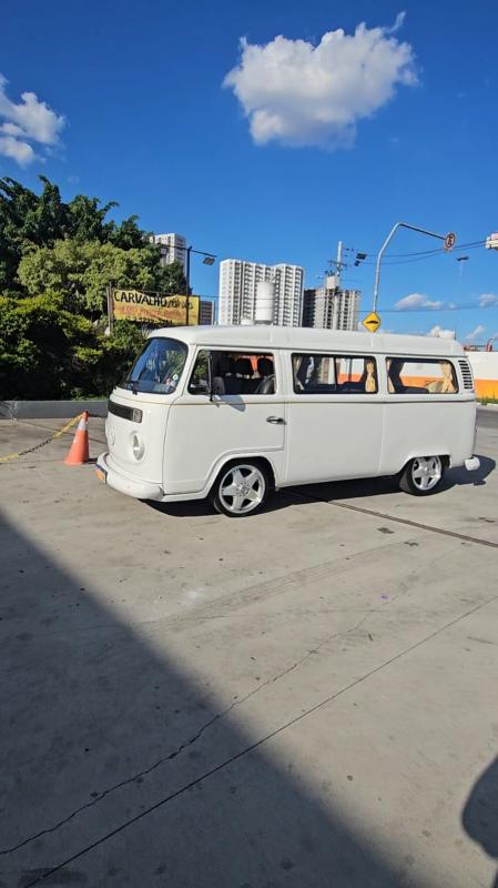 Kombi - Foto #13 do anúncio à venda de Carro clássico