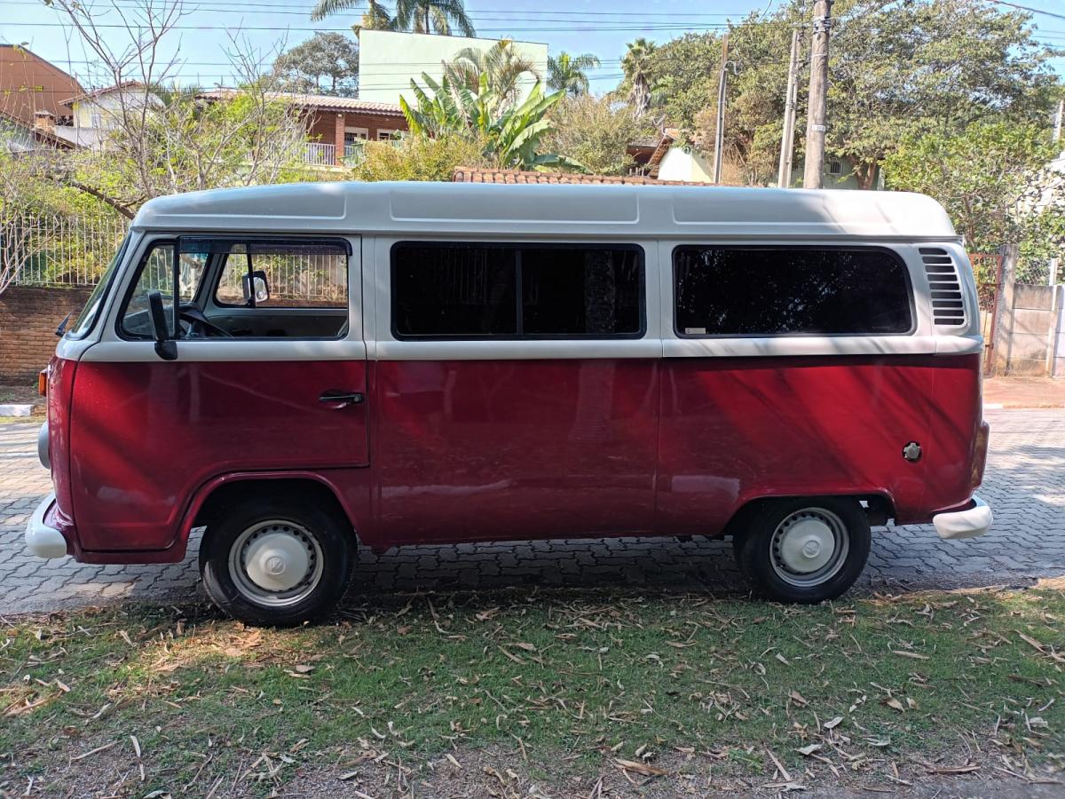 Kombi - Foto #12 do anúncio à venda de Carro clássico