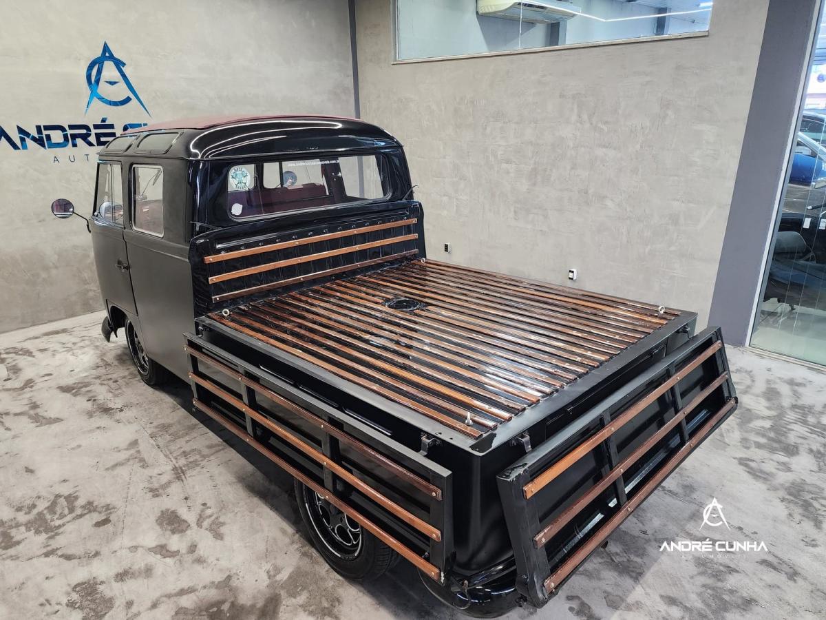 Kombi - Foto #11 do anúncio à venda de Carro clássico