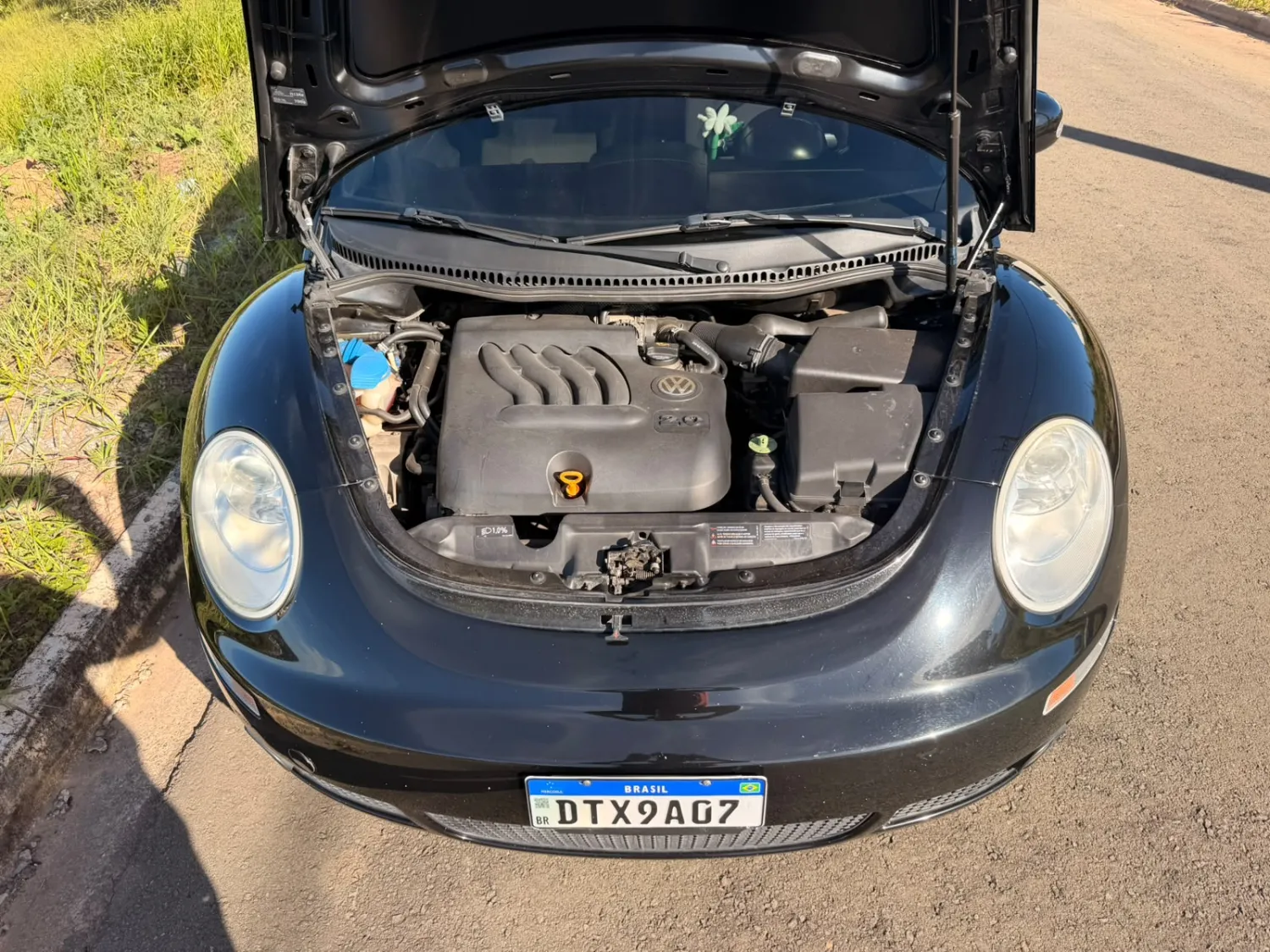 avv-volkswagen-new-beetle-venda-2f848c7-imagem-013