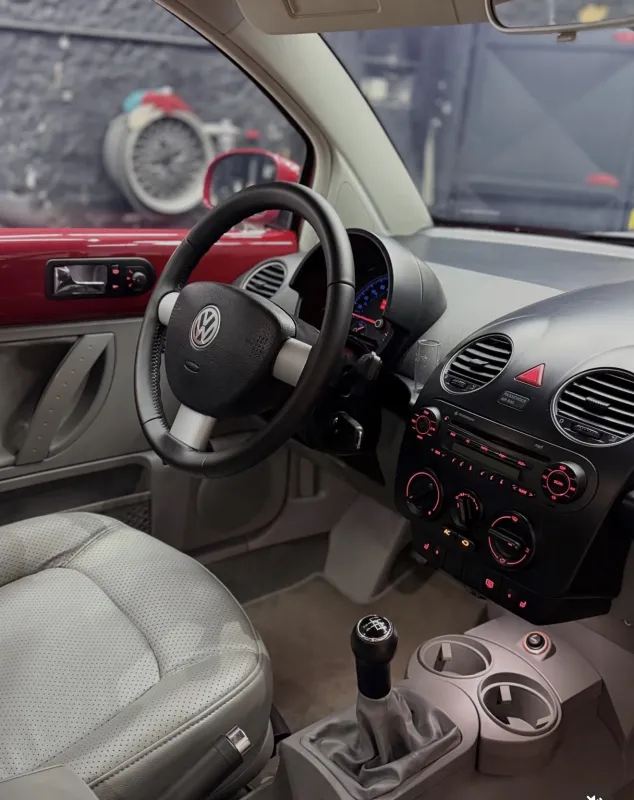 avv-volkswagen-new-beetle-venda-534d9ef-imagem-015