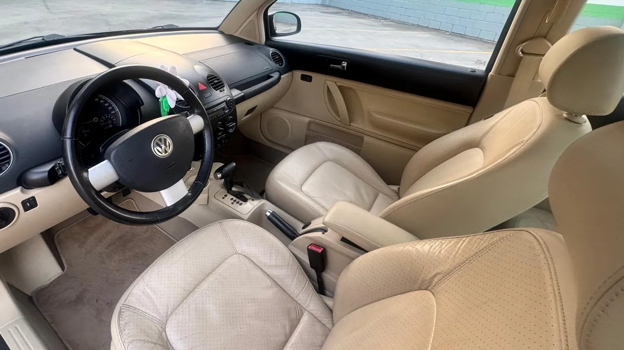 avv-volkswagen-new-beetle-venda-caaa2e0-imagem-011