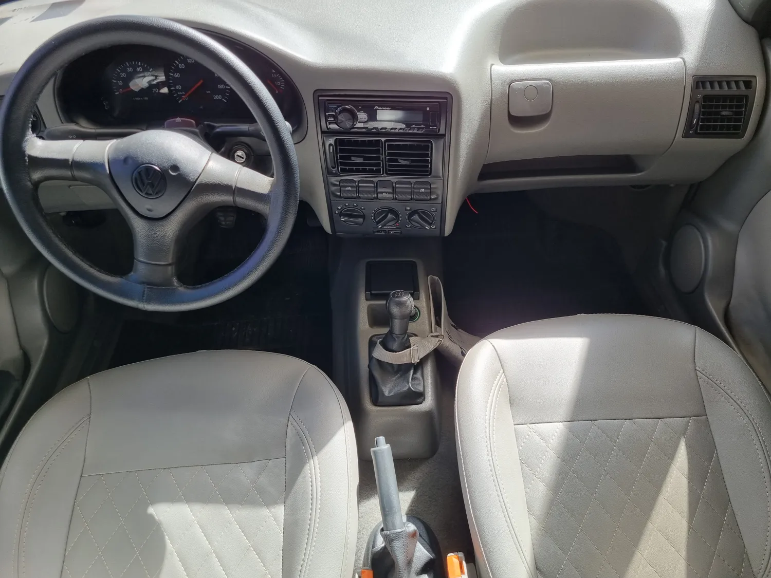 avv-volkswagen-parati-cl-1-6-mi-ap-venda-rn4win7-imagem-016