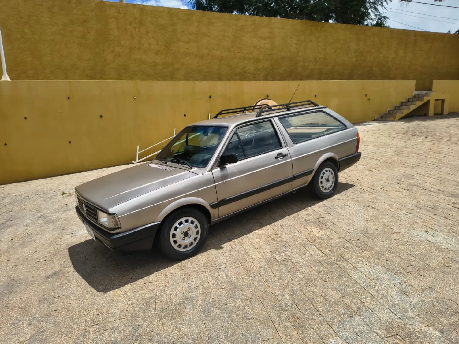 Parati - Foto #2 do anúncio à venda de Carro clássico