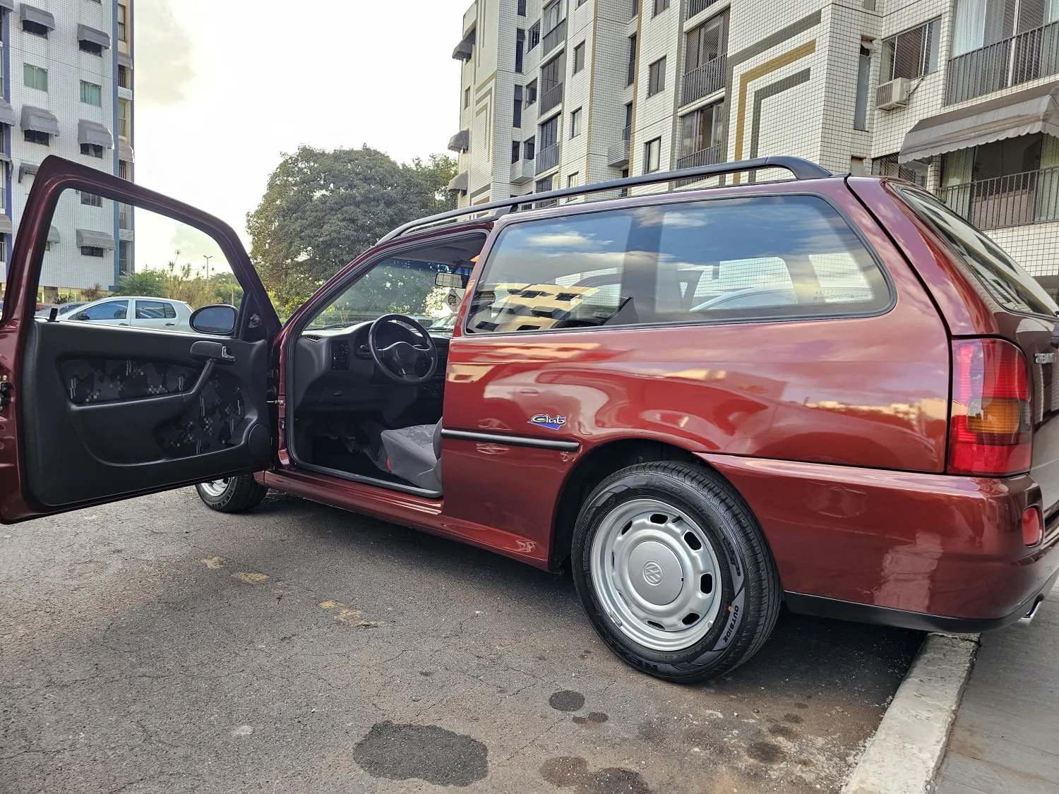 Parati - Foto #9 do anúncio à venda de Carro clássico
