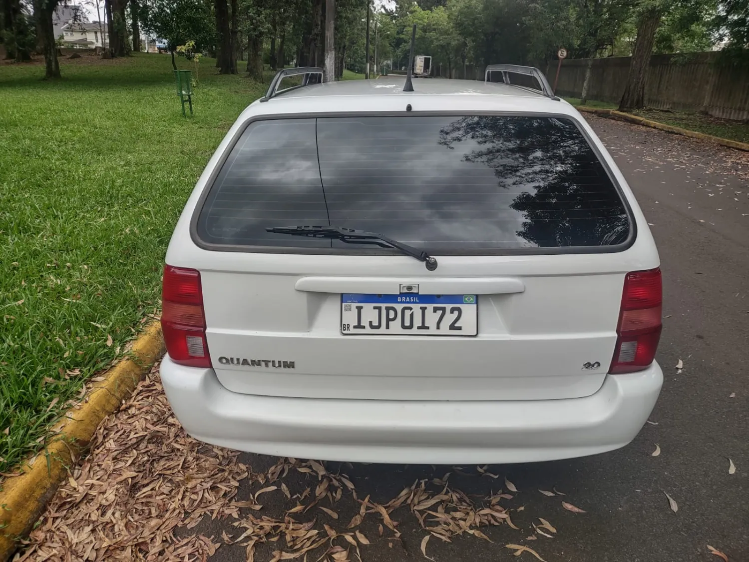 Quantum 1.8 - Foto #18 do anúncio à venda de Carro clássico