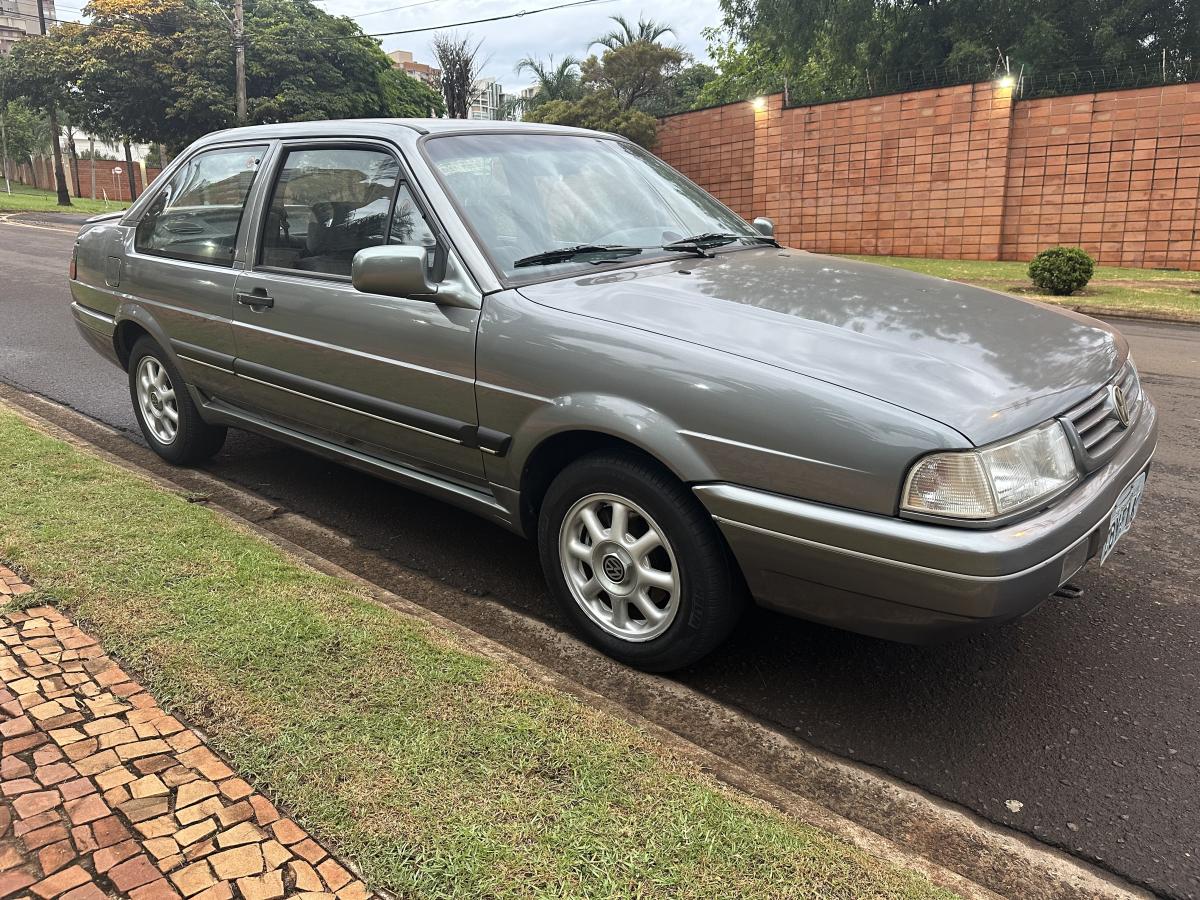 Santana - Foto #18 do anúncio à venda de Carro clássico