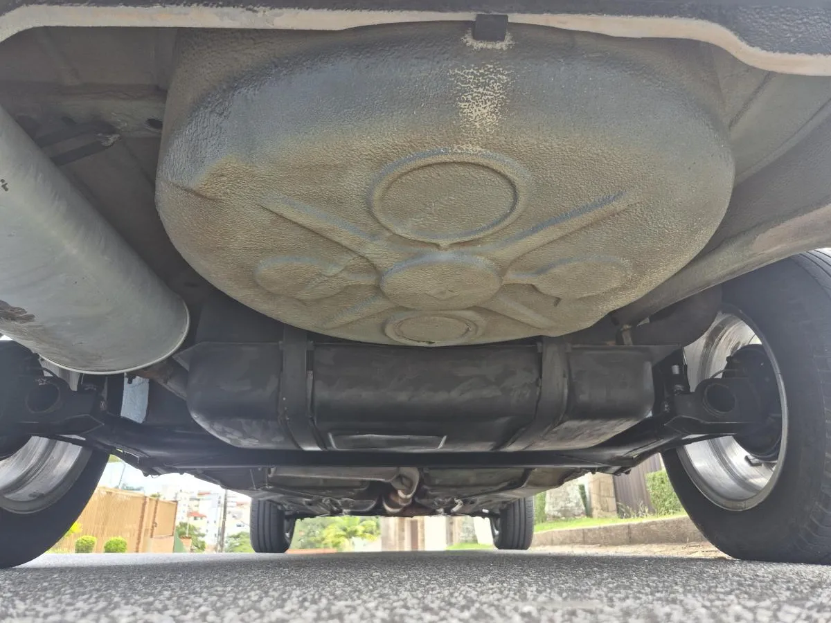 avv-volkswagen-santana-gls-venda-g15r6rq-imagem-022