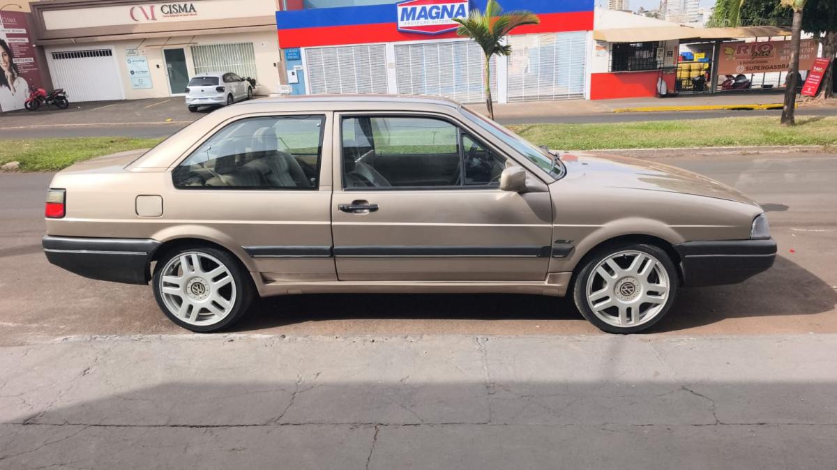 Santana - Foto #5 do anúncio à venda de Carro clássico