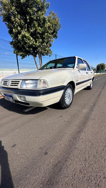 avv-volkswagen-santana-glsi-venda-6hsuh7k-imagem-002