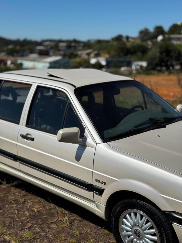 avv-volkswagen-santana-glsi-venda-6hsuh7k-imagem-004