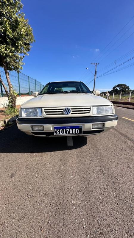 avv-volkswagen-santana-glsi-venda-6hsuh7k-imagem-014