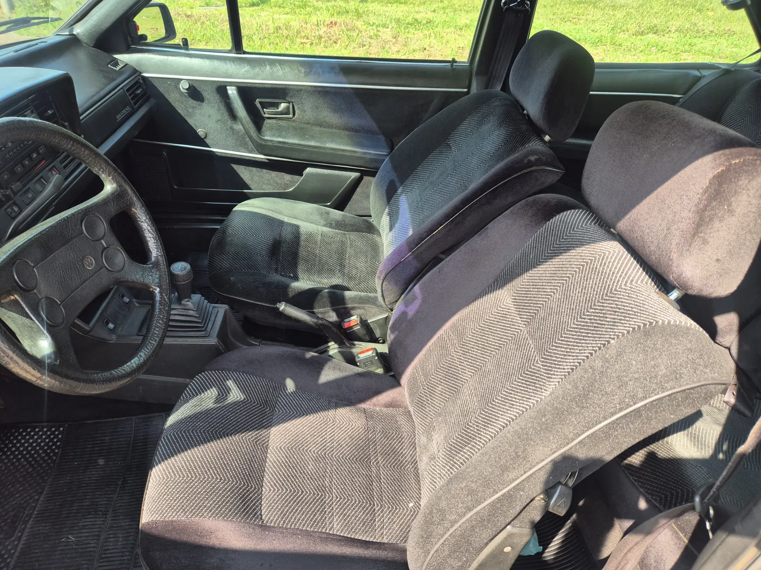 avv-volkswagen-santana-venda-043322b-imagem-011