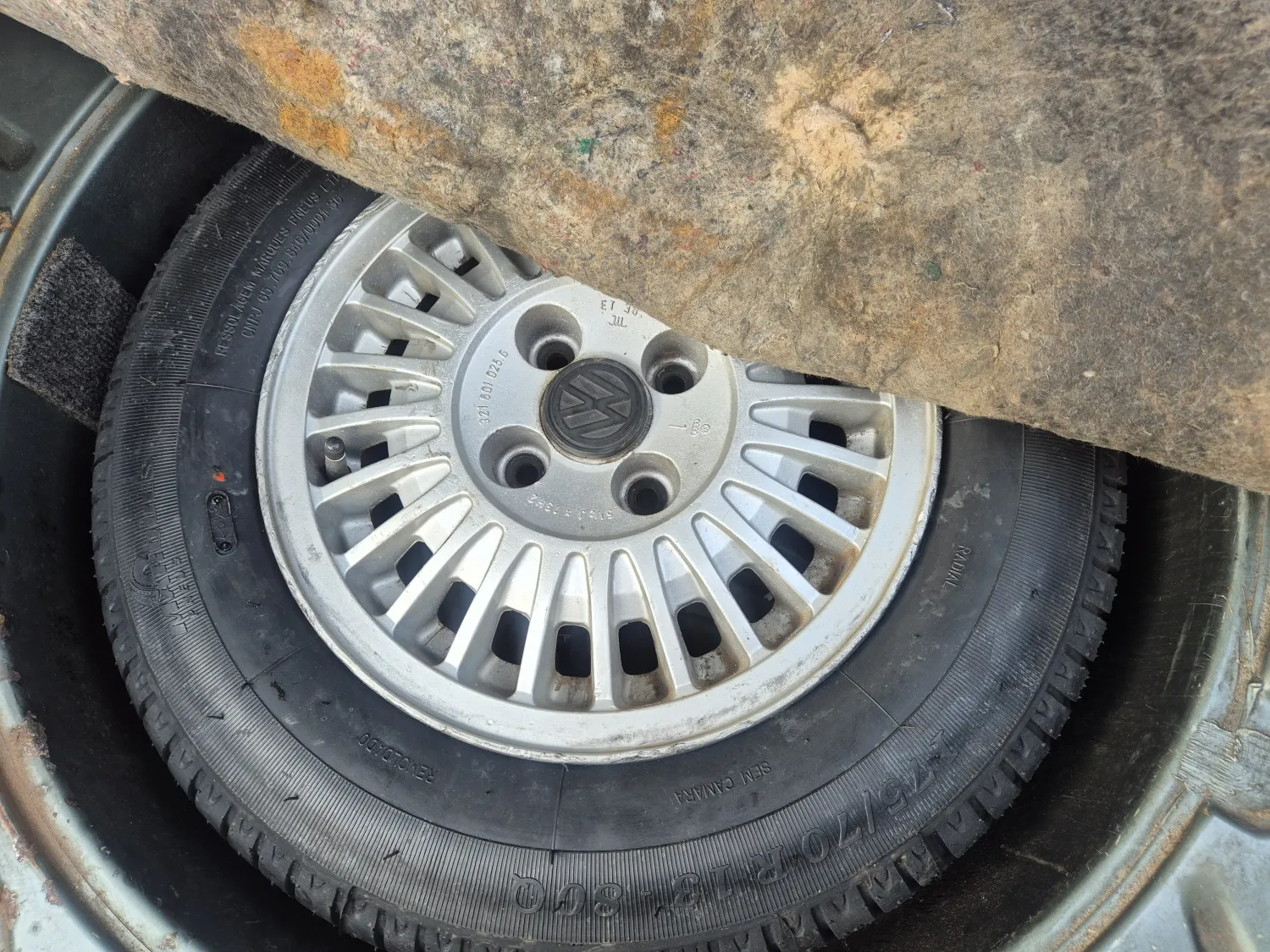 avv-volkswagen-santana-venda-043322b-imagem-013