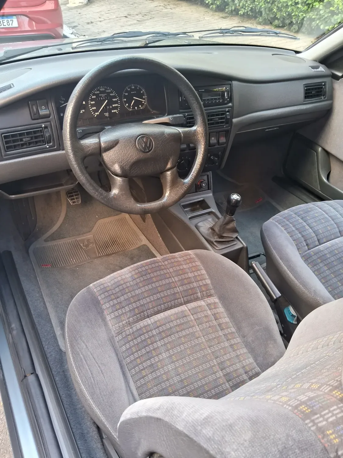 avv-volkswagen-santana-venda-40bc5d1-imagem-009