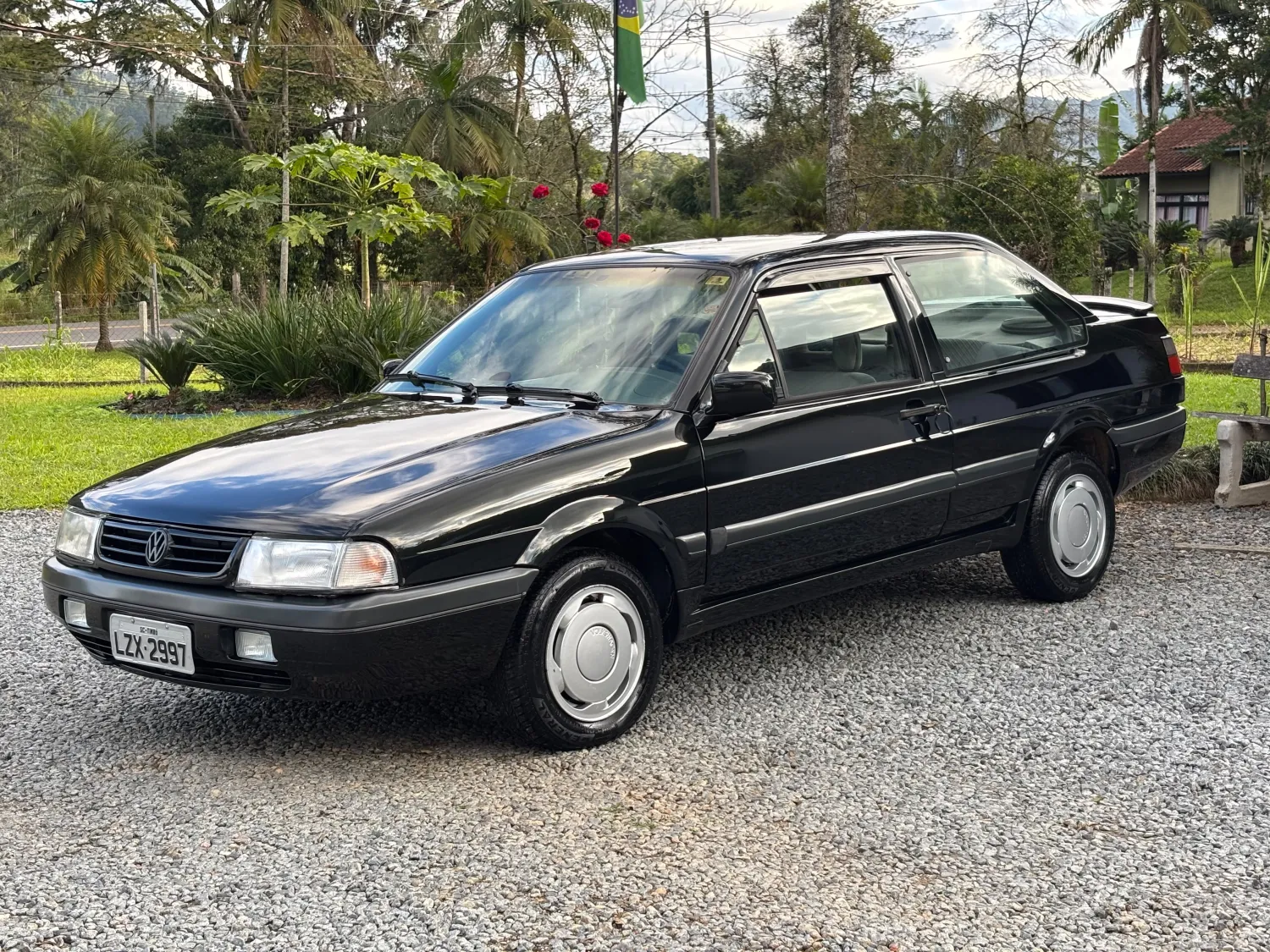 avv-volkswagen-santana-venda-75f4ee4-imagem-001