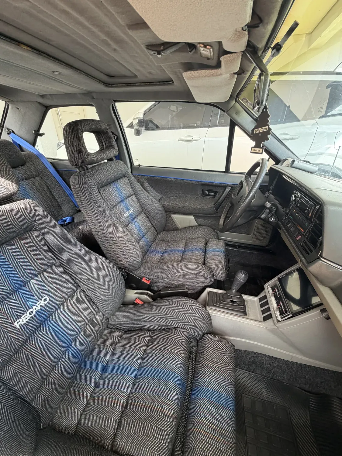 avv-volkswagen-santana-venda-a798c69-imagem-009