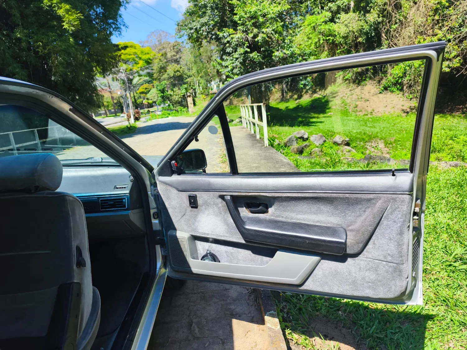 avv-volkswagen-santana-venda-c2b843e-imagem-014
