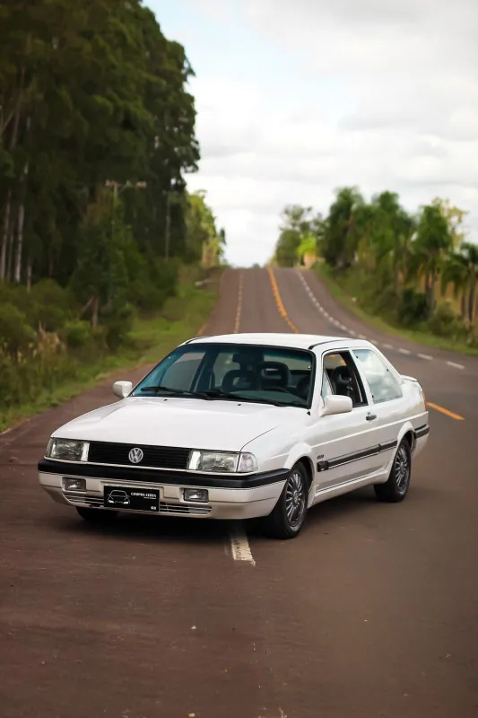 Santana - Foto #2 do anúncio à venda de Carro clássico