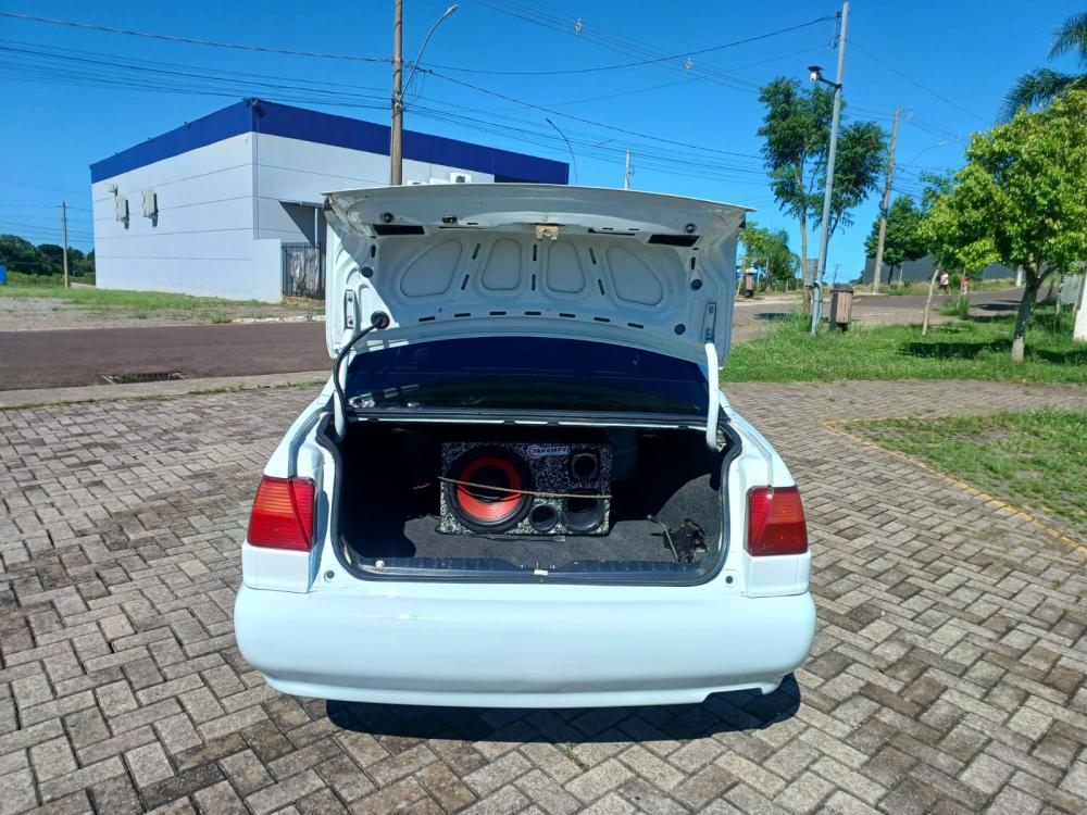 Santana - Foto #4 do anúncio à venda de Carro clássico