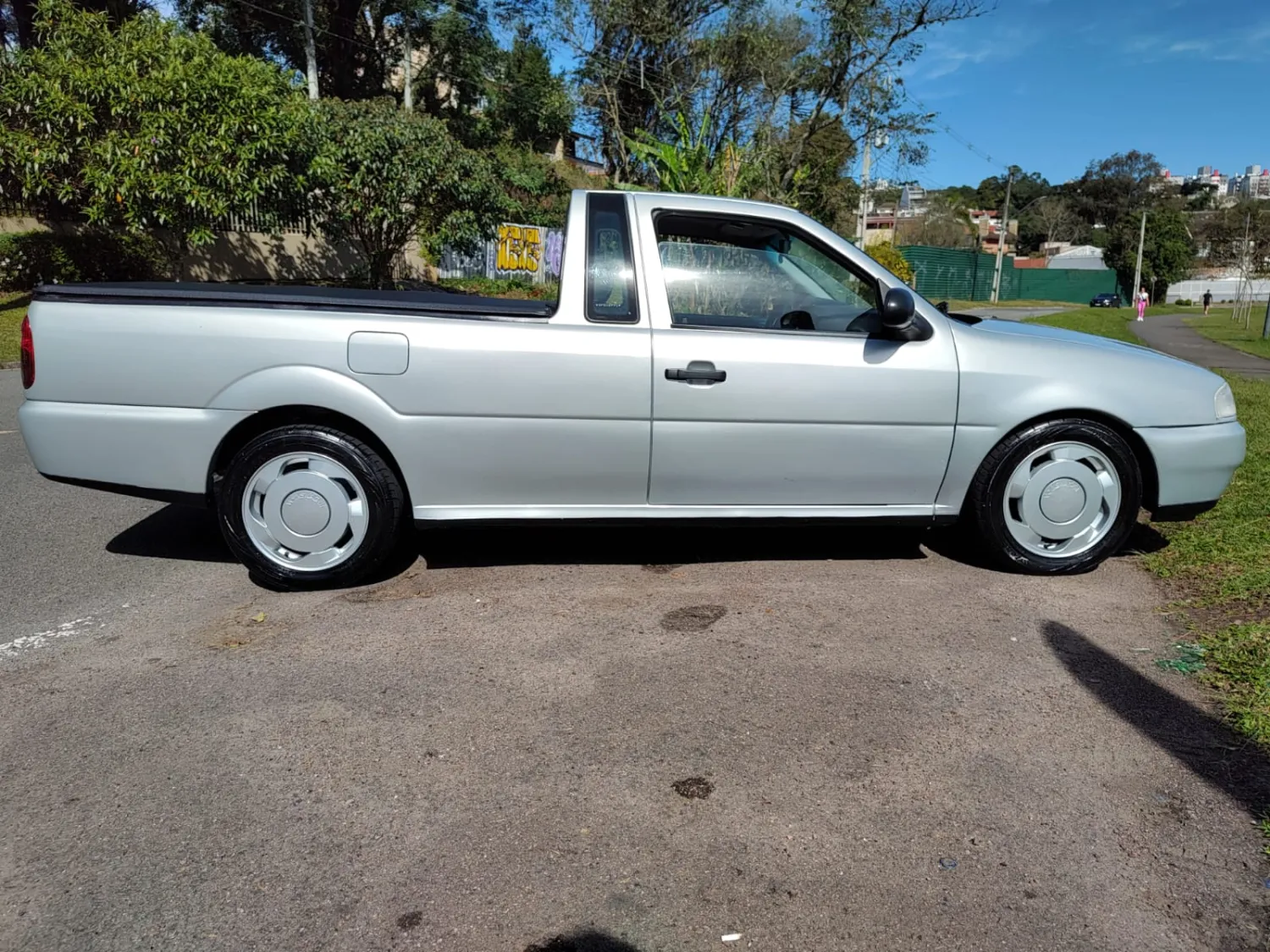 avv-volkswagen-saveiro-clmi-venda-v9gi33n-imagem-002