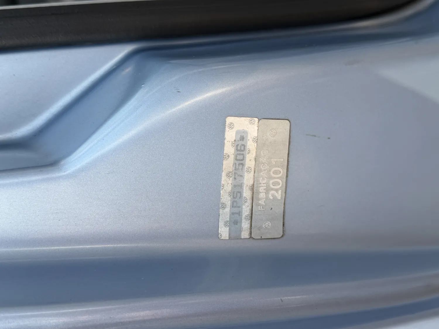 avv-volkswagen-saveiro-venda-0ea0be4-imagem-007