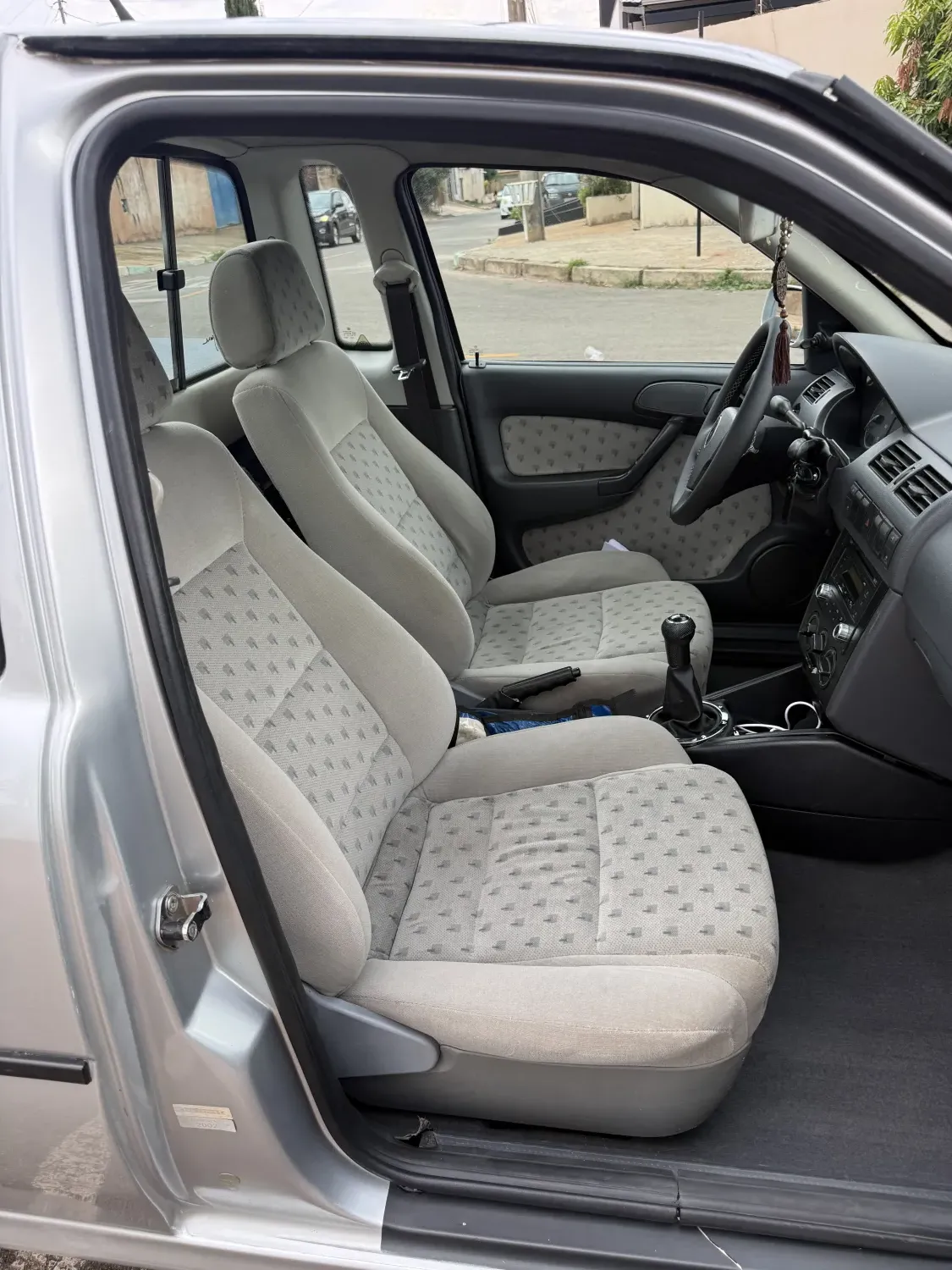 avv-volkswagen-saveiro-venda-cf2c145-imagem-012