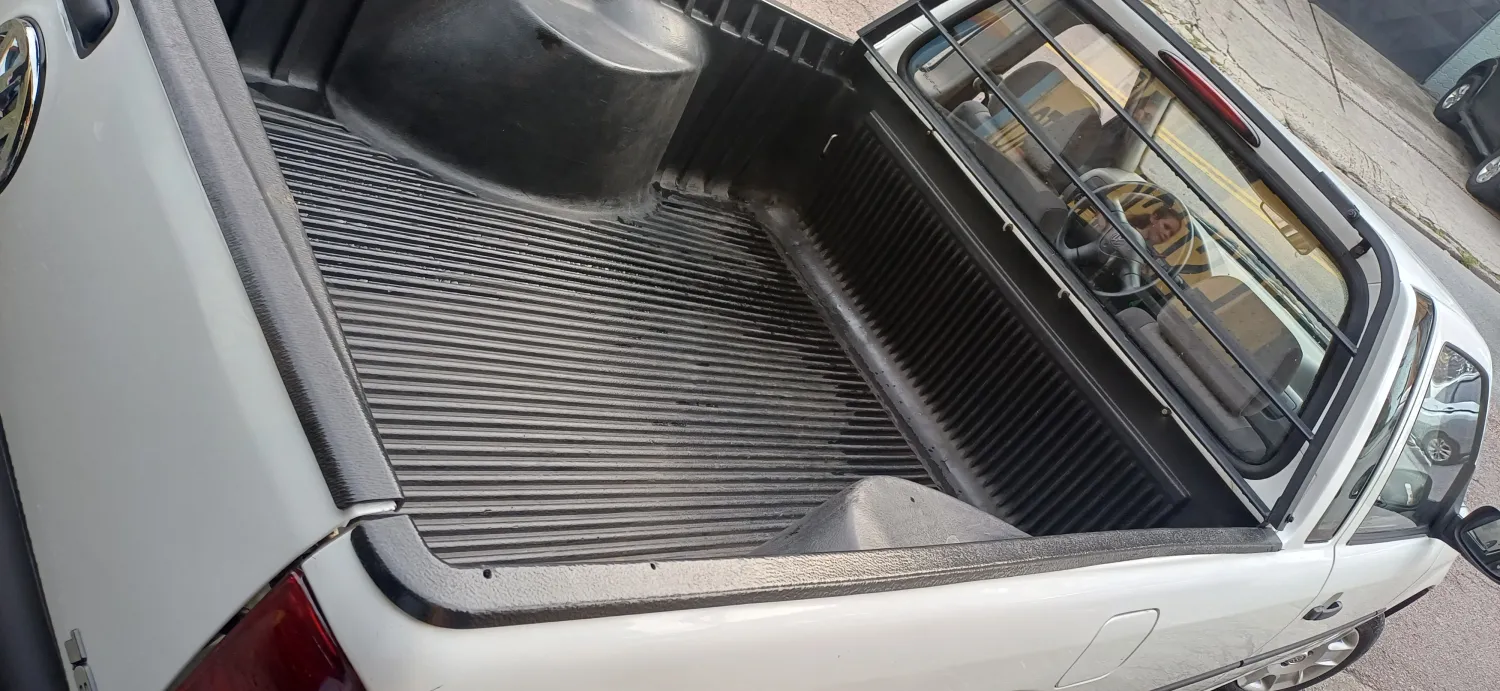 avv-volkswagen-saveiro-venda-cf3babb-imagem-005