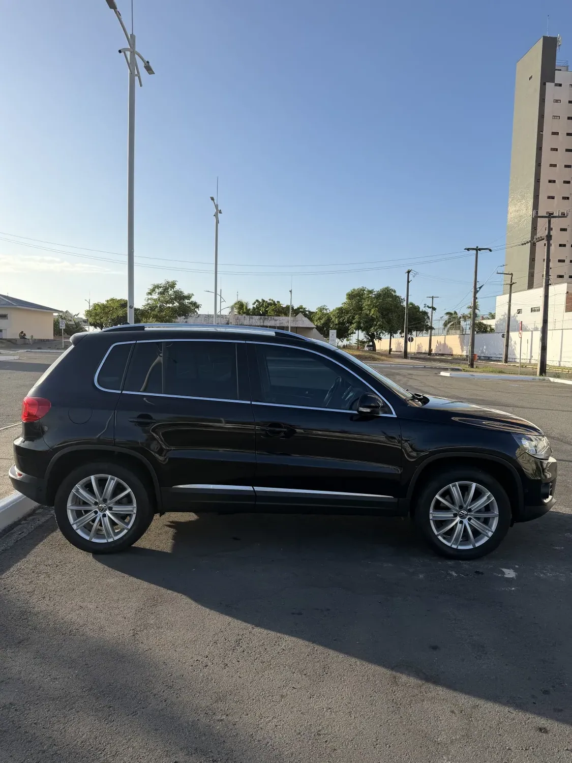 avv-volkswagen-tiguan-venda-7c98606-imagem-002