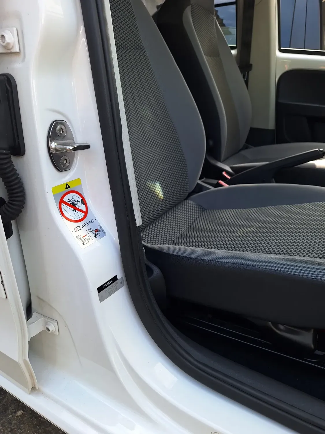 avv-volkswagen-up-venda-15105c6-imagem-011