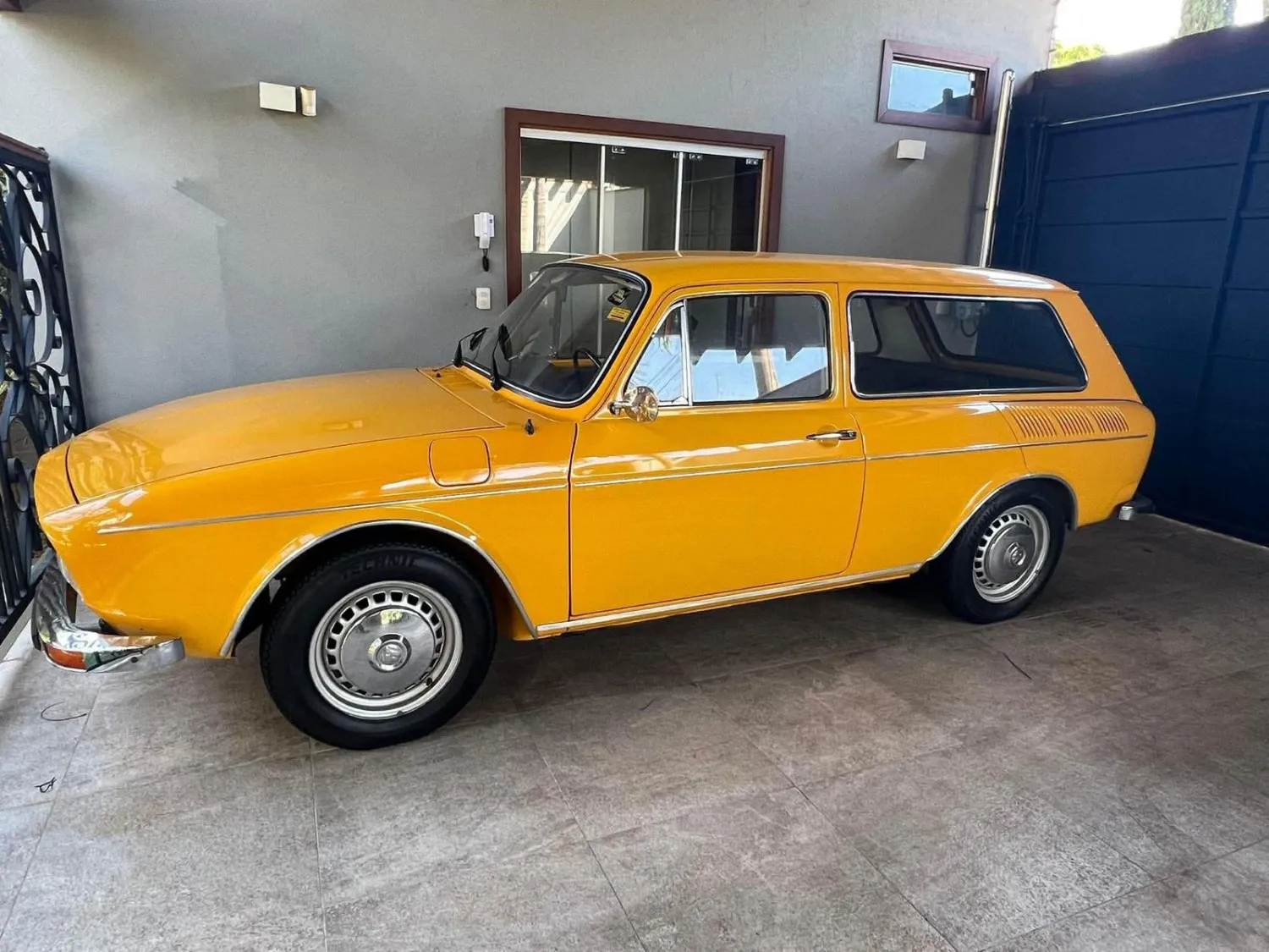 Variant - Foto #2 do anúncio à venda de Carro clássico