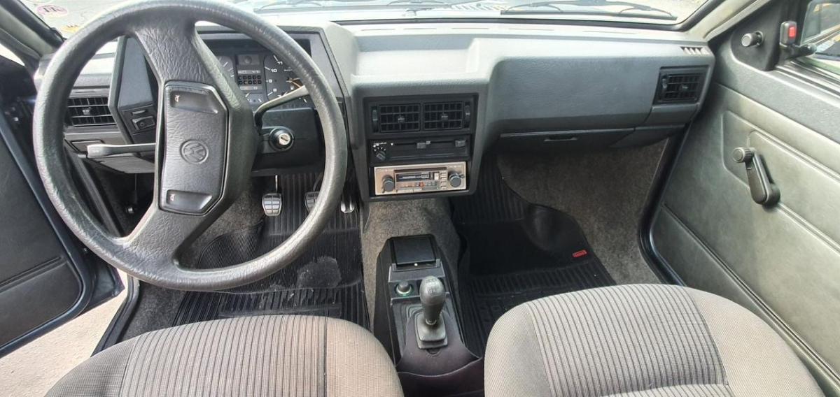 Voyage - Foto #14 do anúncio à venda de Carro clássico