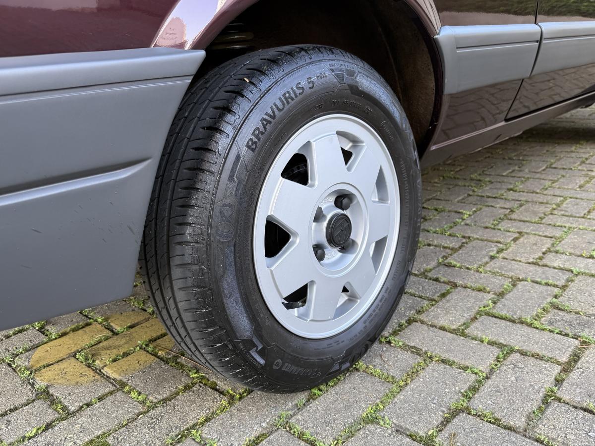 Voyage - Foto #3 do anúncio à venda de Carro clássico
