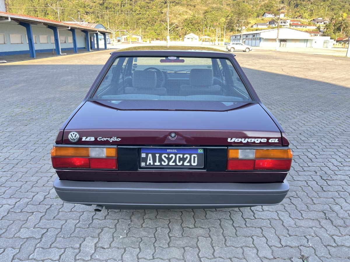 Voyage - Foto #2 do anúncio à venda de Carro clássico