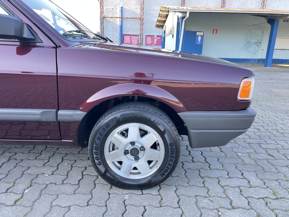 Voyage - Foto #17 do anúncio à venda de Carro clássico