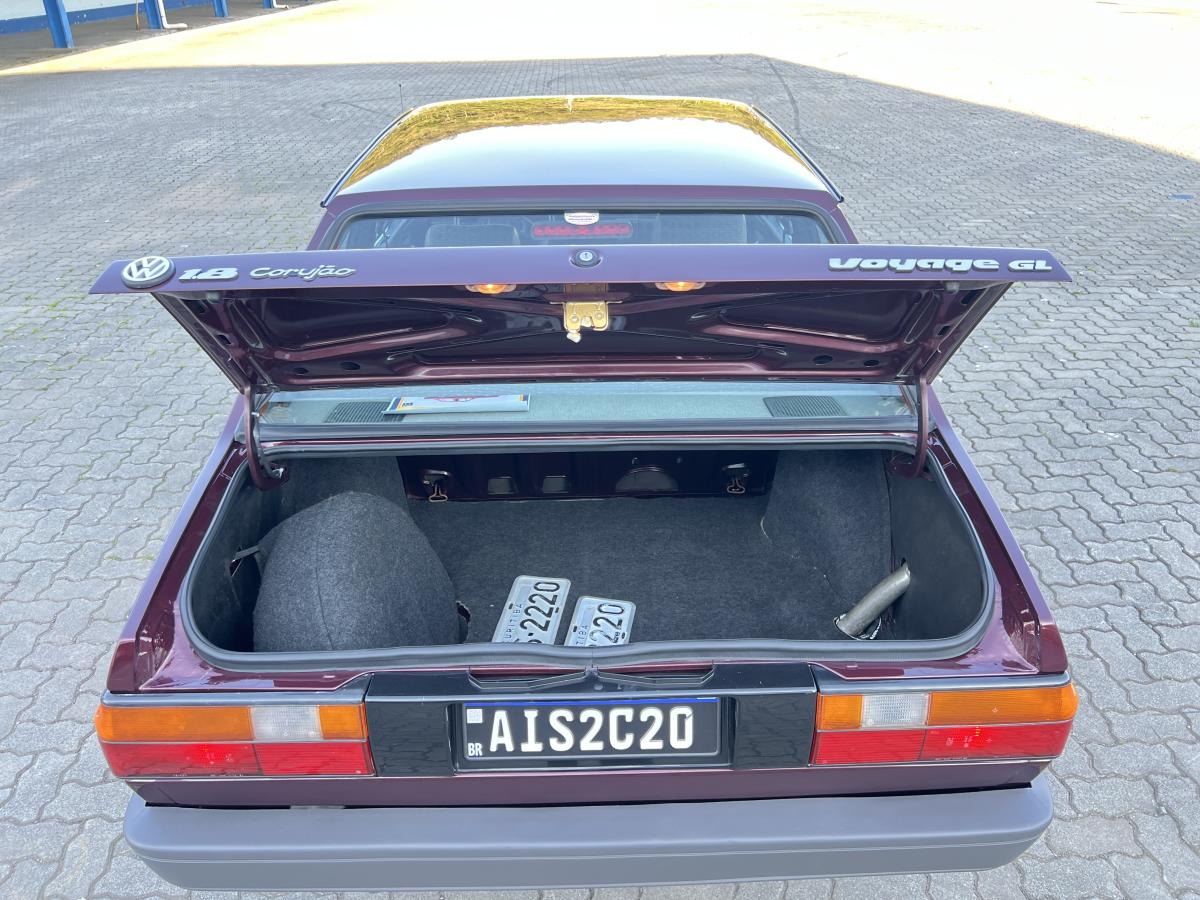 Voyage - Foto #22 do anúncio à venda de Carro clássico