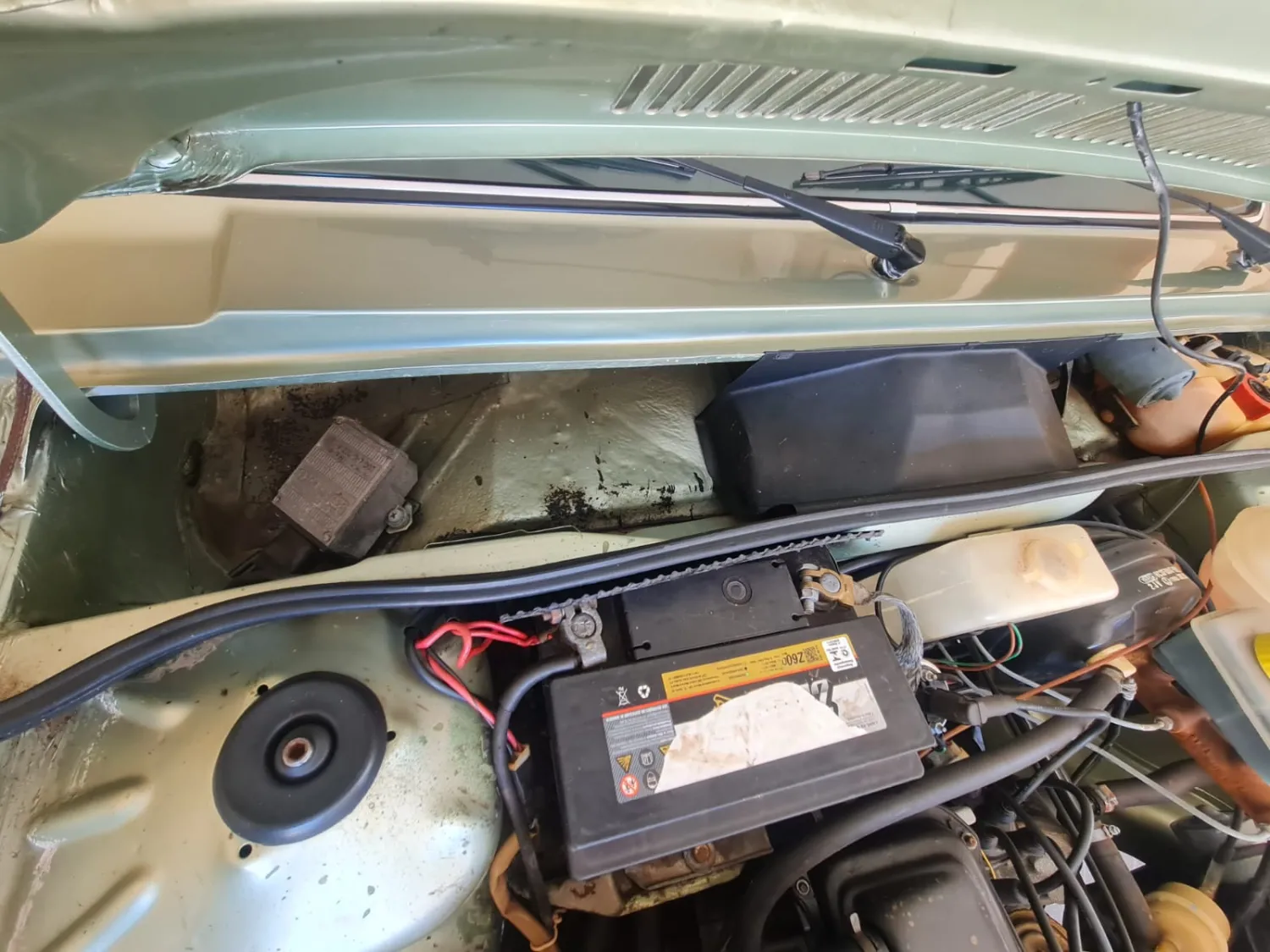 avv-volkswagen-voyage-ls-venda-2ehkrlr-imagem-016