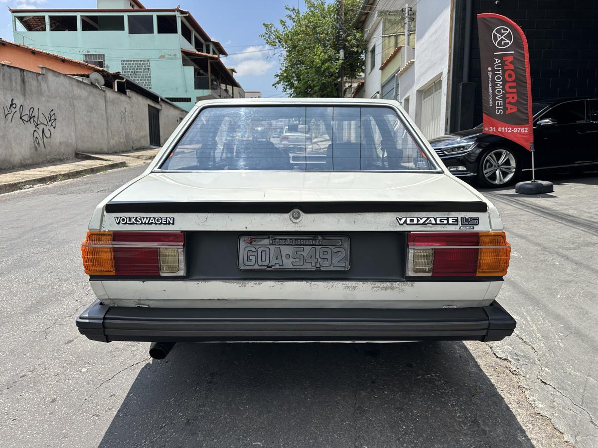 Voyage - Foto #9 do anúncio à venda de Carro clássico